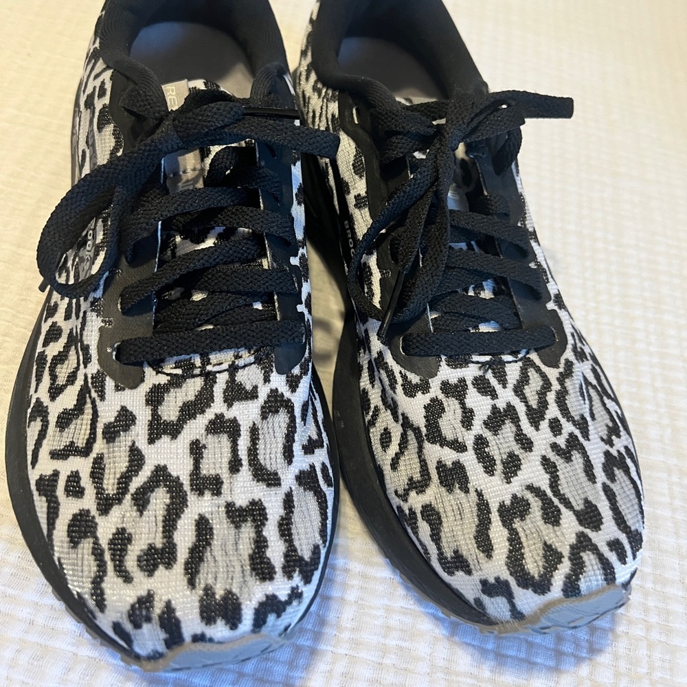 Brooks Revel 6 Cheetah Running Shoes